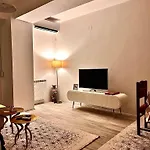 Mor Maison City-center Few Free Private Parking Апартаменти
