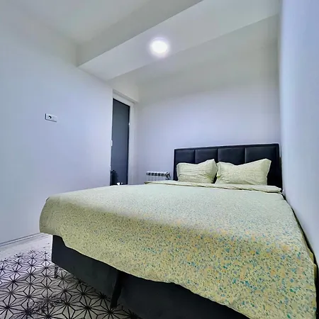 Mor Maison City-center Few Free Private Parking Apartment