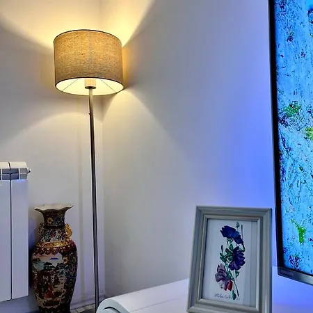 Mor Maison City-center Few Free Private Parking Apartman *