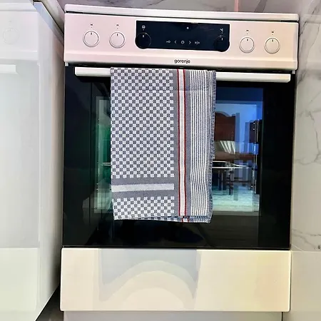 Mor Maison City-center Few Free Private Parking