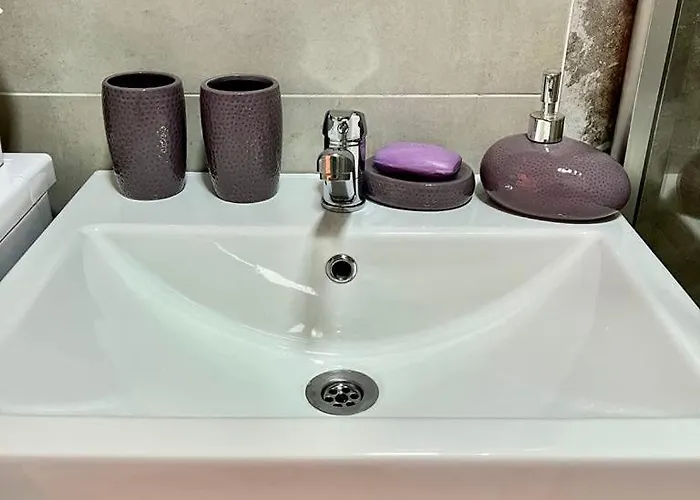 Mor Maison City-center Few Free Private Parking